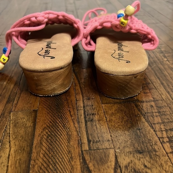 Free People Sandals Peony Pink Candy Crochet Clogs Ankle lace US 9 to 9.5 EU 40 - Picture 9 of 14